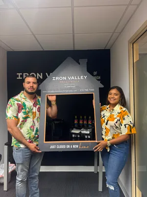 Familia el día de su cierre con Enrryko Placencia — julio de 2026